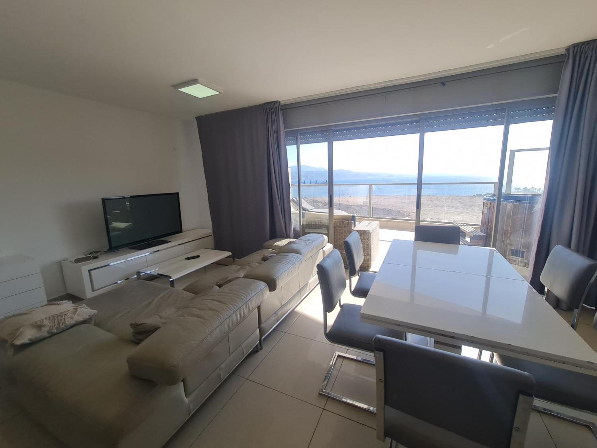 Top-Luxury Exclusive Аpt With Jacuzzi In Front Of The Sea Eilat Exterior photo
